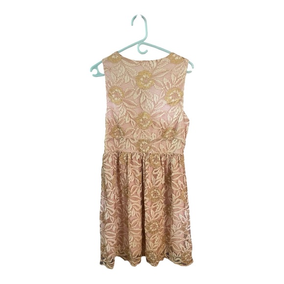 Sui by Anna Sui women’s pink and gold lace fit and flare Midi dress size: Large - Picture 3 of 9